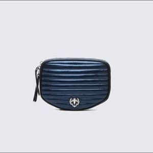 NWT Rudsak “Pearse” belt bag in metallic midnight blue with black.